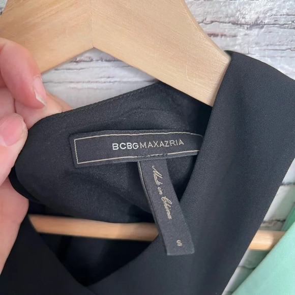 BCBGMaxazria Chantel Crossover Dress Size small black green white - Picture 6 of 9